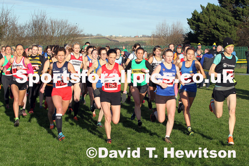 Senior womens 2020 Birtley Cross Country Relay, County Durham.  Photo: David T. Hewitson/Sports for All Pics
